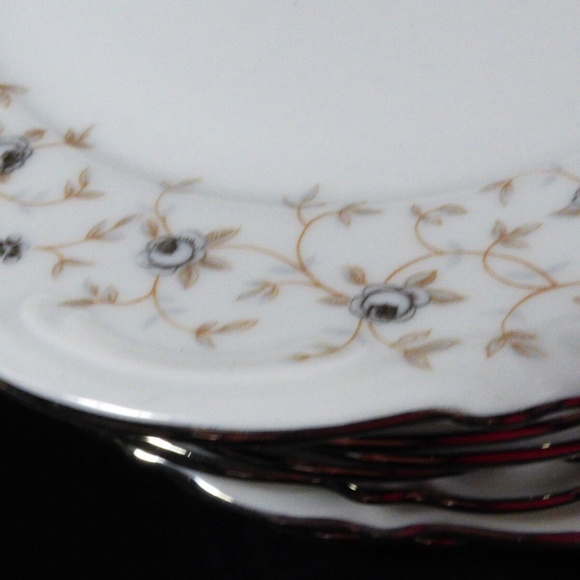 Lot of 7 bread plates 6.75" Mitterteich Bavaria Germany Lady Linda blue rose - Picture 5 of 8